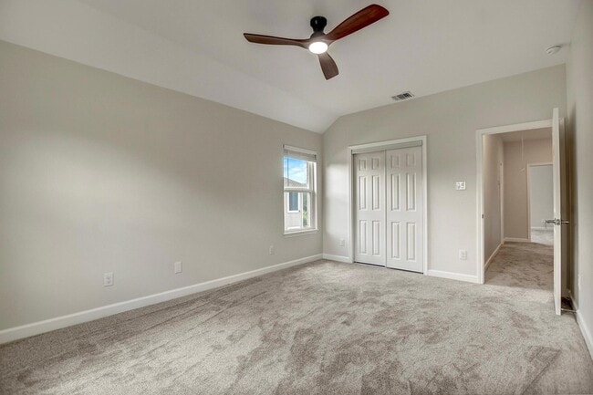 Building Photo - 309 Camperdown Elm Dr