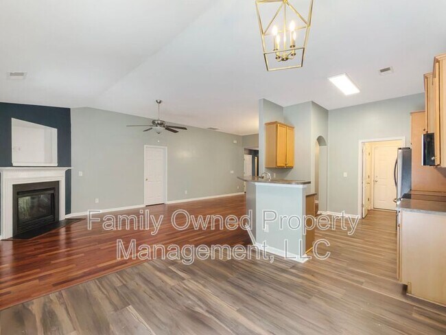 Building Photo - 219 Sweet Alyssum Dr