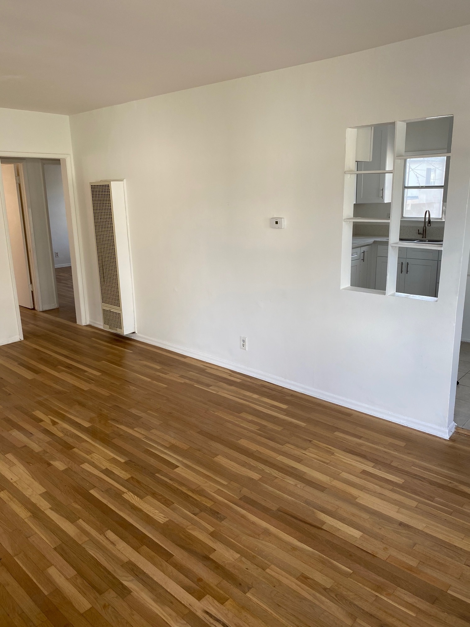 Building Photo - 2035 S Holt Ave