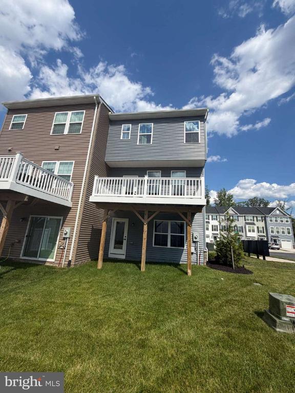 Building Photo - 8700 Stevenson Ln