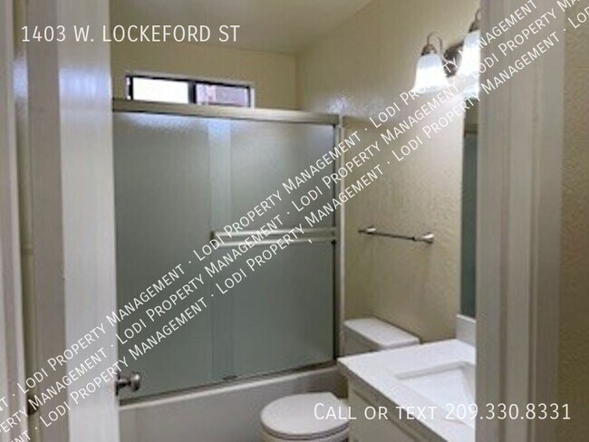 Building Photo - 1403 W Lockeford St