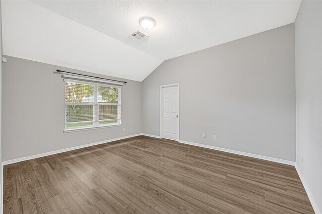 Building Photo - 2311 Falcon Knoll Ln