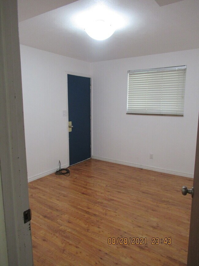 Building Photo - 11057 W 59th Ave