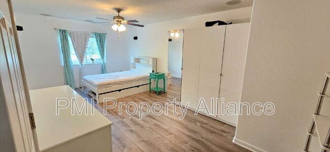 Building Photo - 12535 Dallington Terrace