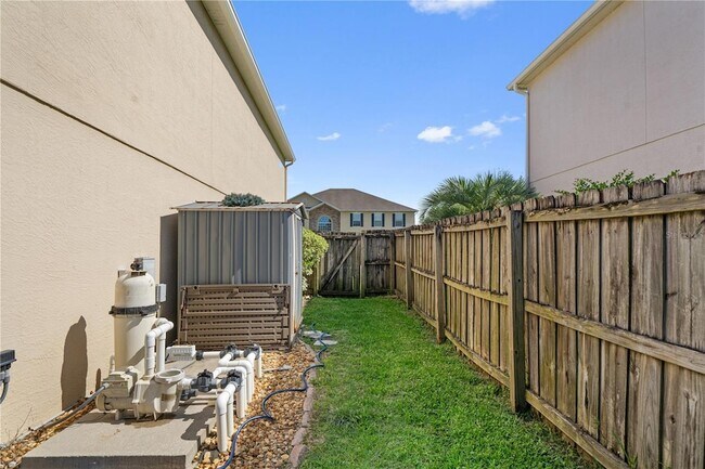 Building Photo - 14308 NW 161st Ave