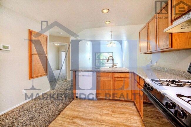 Building Photo - 2Bed/2Bath Apartment at University/Sossaman! Ready for Immediate Move-In!