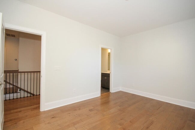 Building Photo - Beautiful John Wieland 3 bedroom 3.5 bath ...