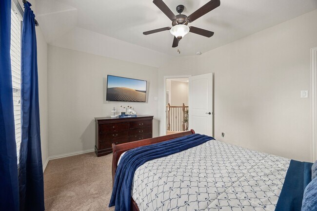 Building Photo - 9338 Taylor Cliff Ln