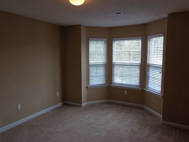 Building Photo - 104 Edenberry Way