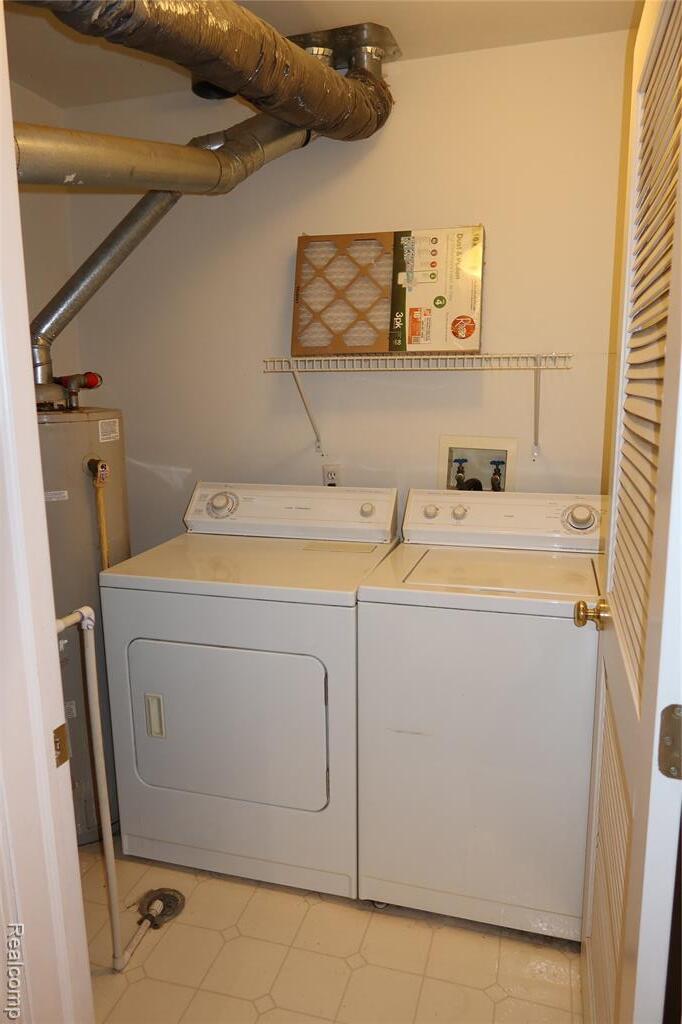 Building Photo - 1956 Campau Farms Cir