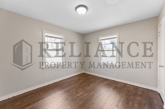 Building Photo - 1334 S Dodge Ave