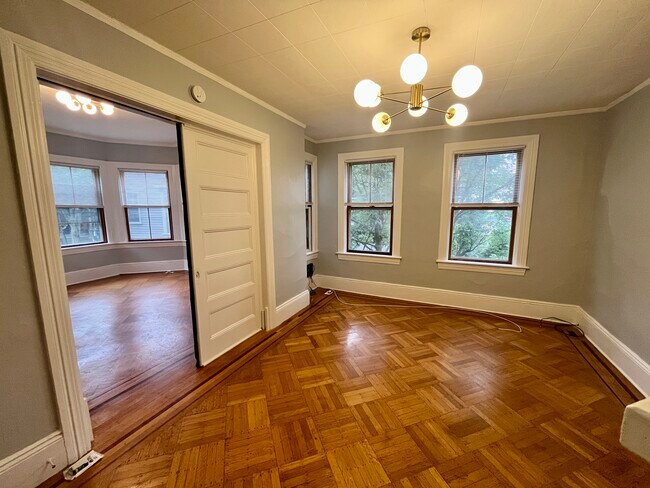 Building Photo - 300 Benefit St