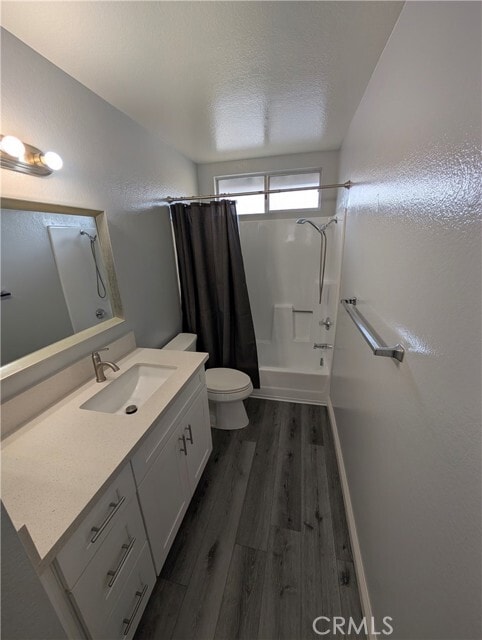 Building Photo - 527 E Colorado Blvd