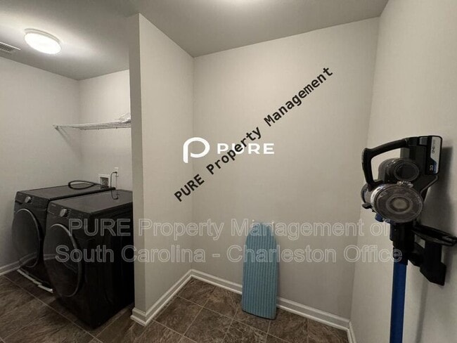 Building Photo - 154 Hickory Ridge Way