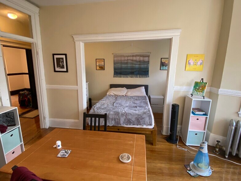 Building Photo - 45 Hemenway St