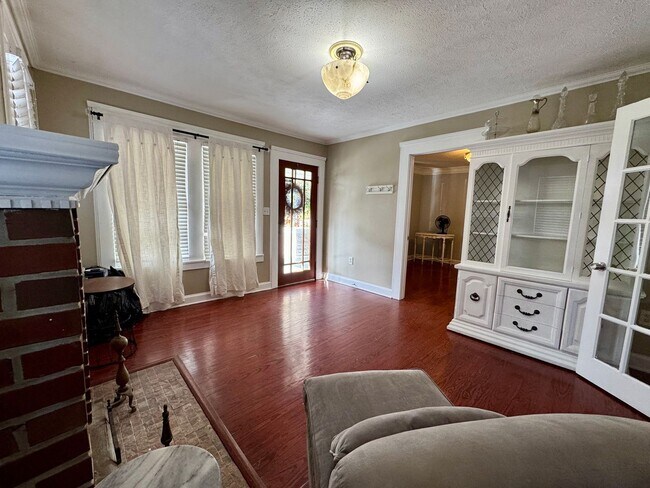 Building Photo - Great 3 Bed 2 Bath Home in Seminole Heights