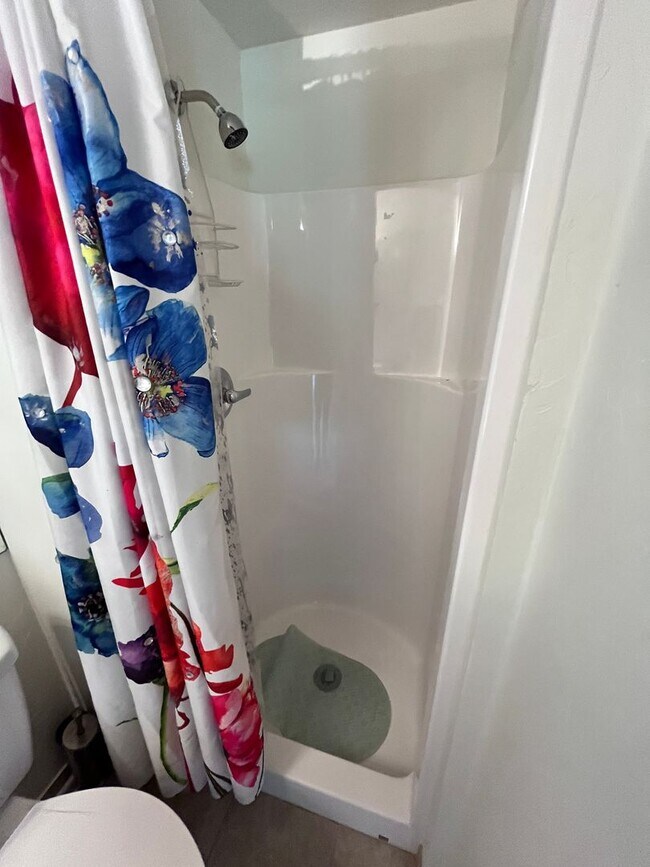 Building Photo - Catalina Foothills- 3 bedroom/ 3 bathroom ...