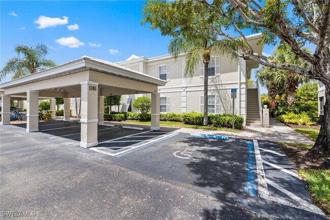 Building Photo - 1305 Sweetwater Cove