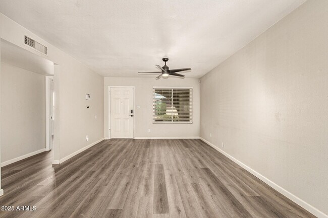 Building Photo - 3713 W Villa Rita Dr