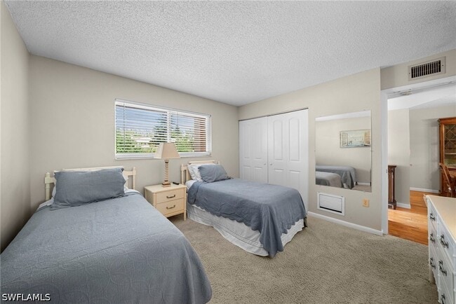Building Photo - 400 Forest Lakes Blvd