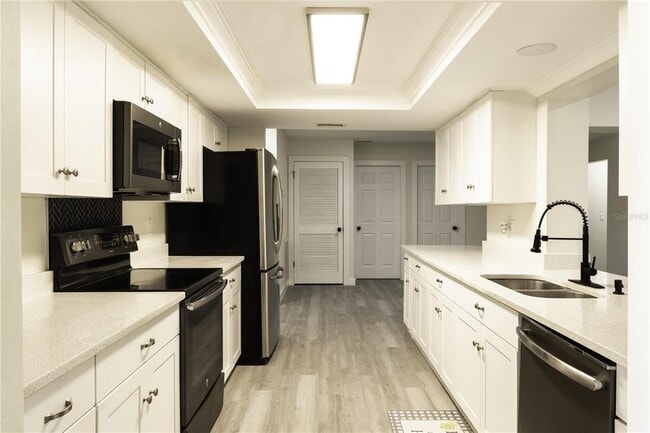 Building Photo - 9209 Kingsridge Dr