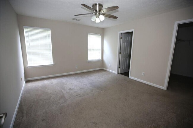 Building Photo - 514 Carrington Ct