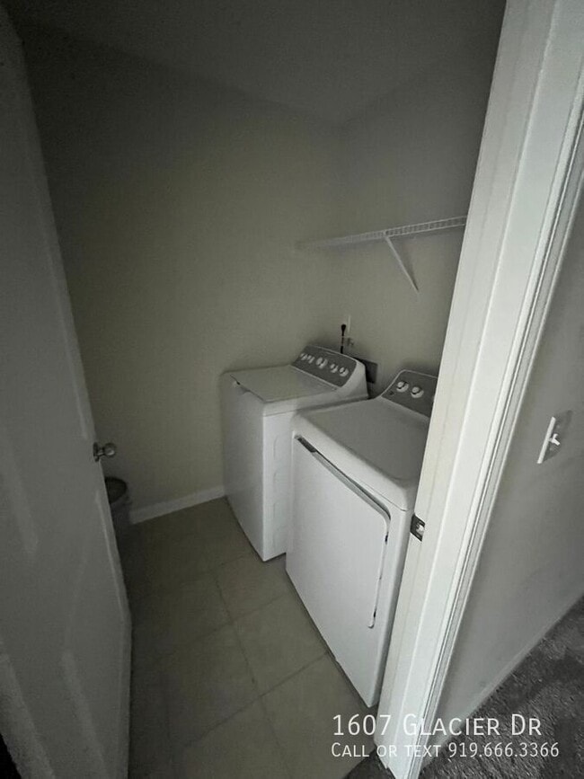 Building Photo - 1607 Glacier Dr