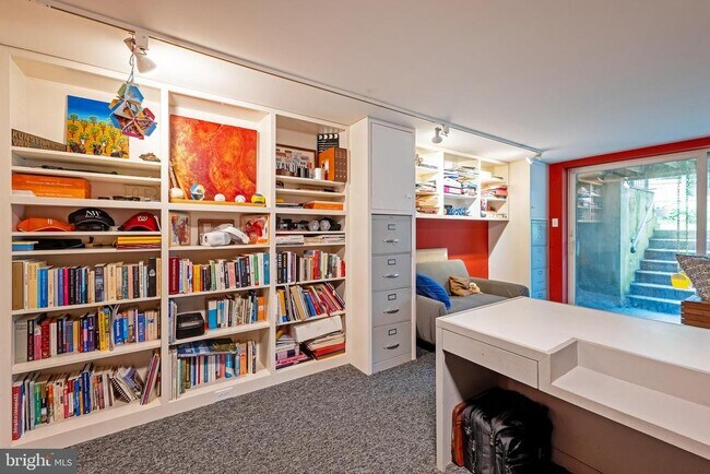 Building Photo - 3512 35th St NW