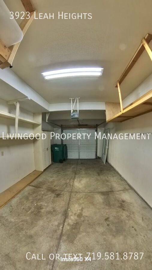 Building Photo - 3923 Leah Heights