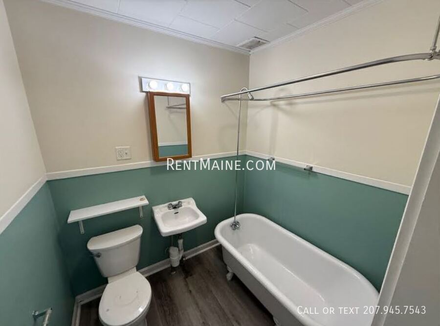 Building Photo - 55 Union St