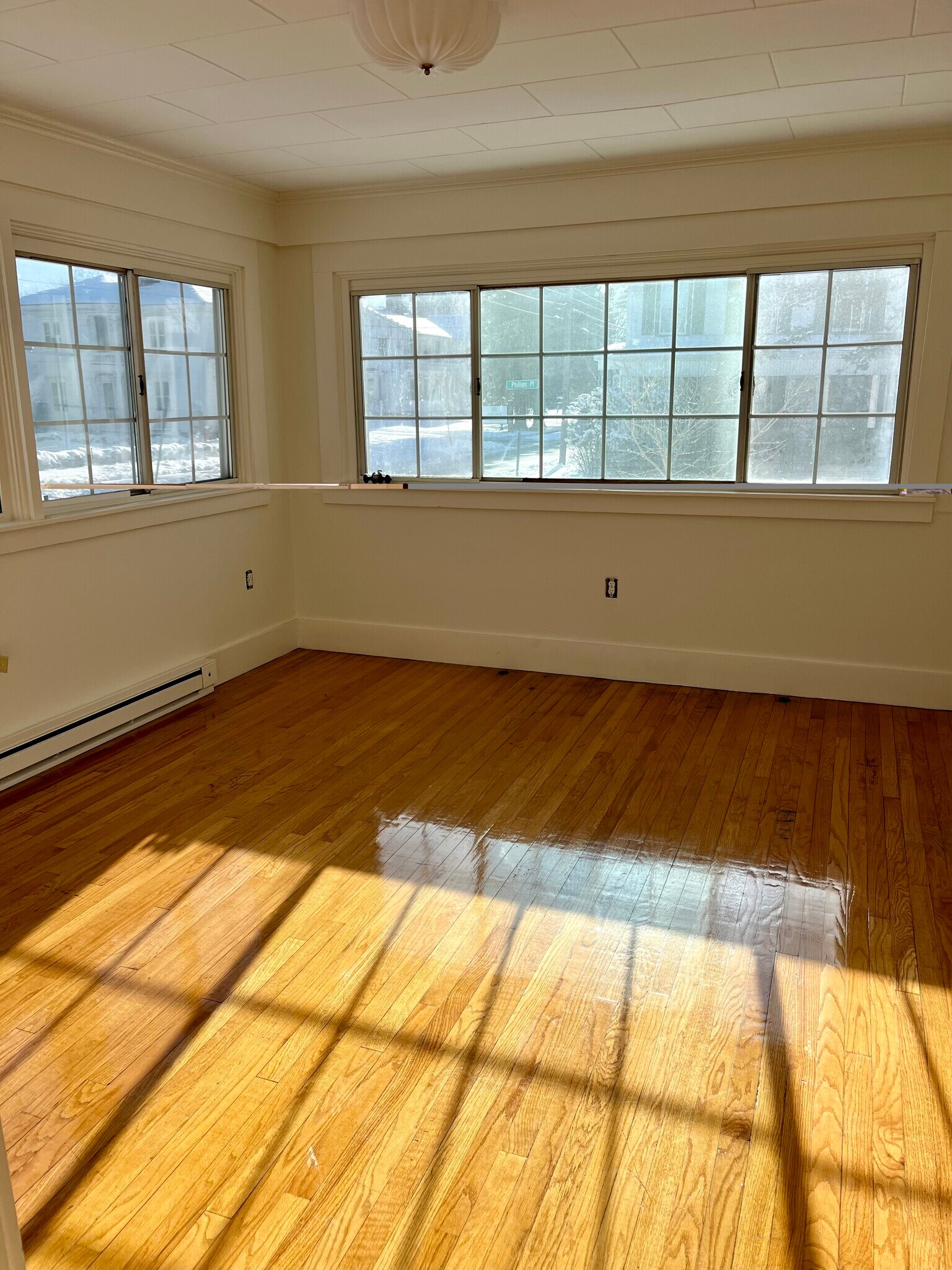 Building Photo - 56 Phillips Pl