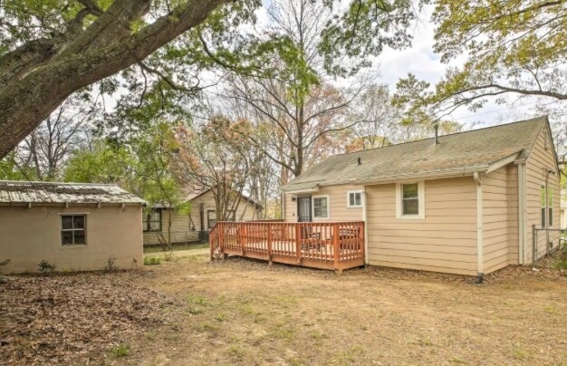 Building Photo - 886 Linda Way