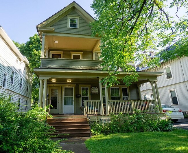 Building Photo - 725 Euclid Ave