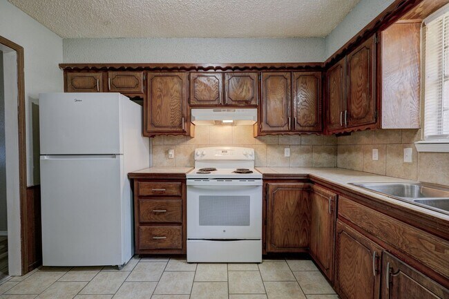 Building Photo - 2 bed, 1 bath apartment in noble, ok
