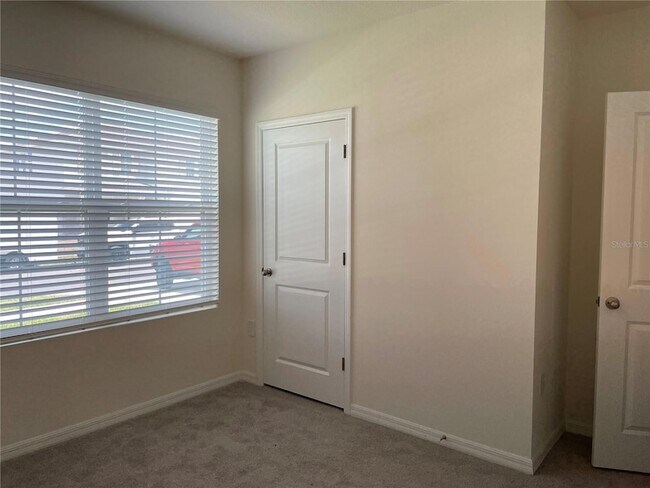 Building Photo - 5535 Hollingworth Trl