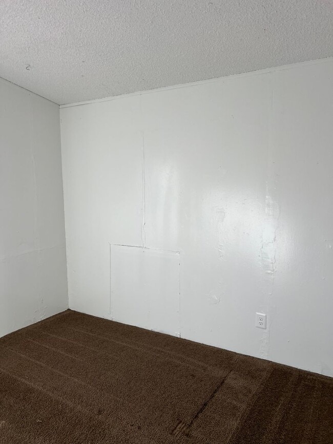 Building Photo - Welcome to the charming Riverdale Farms subdivision in Thornton, CO, where a delightful 3-bedroom...