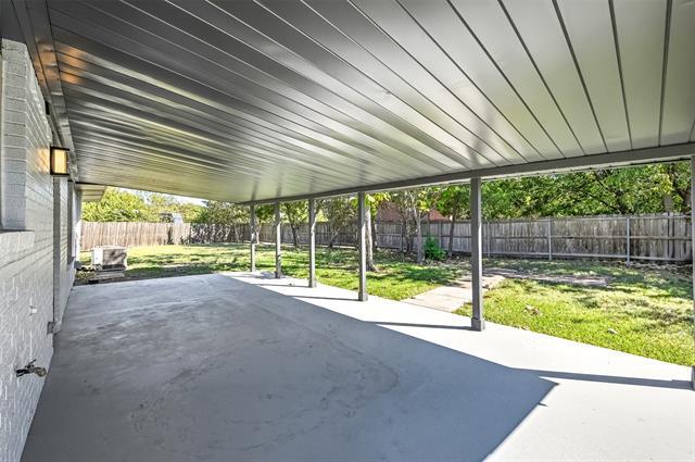 Building Photo - 808 Bullock Dr