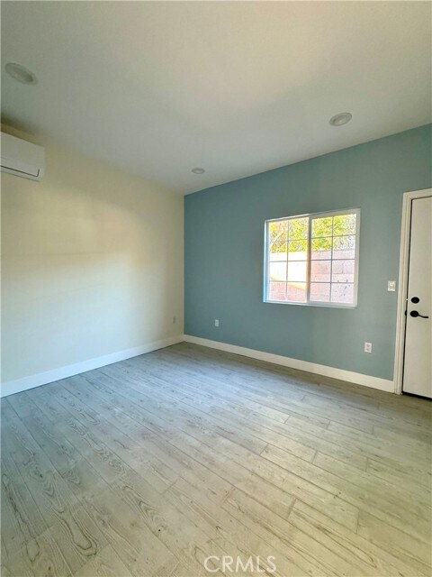 Building Photo - 14712 Newland St