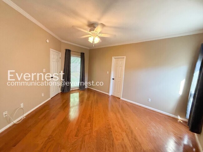 Building Photo - 1200 Berwick Rd