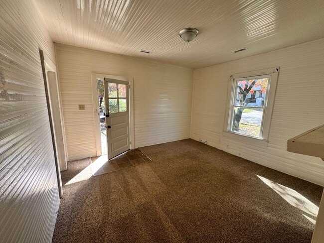 Building Photo - 2/1 House in Downtown Shelby, NC