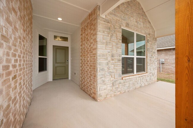 Building Photo - 4909 Misty Wood Ln