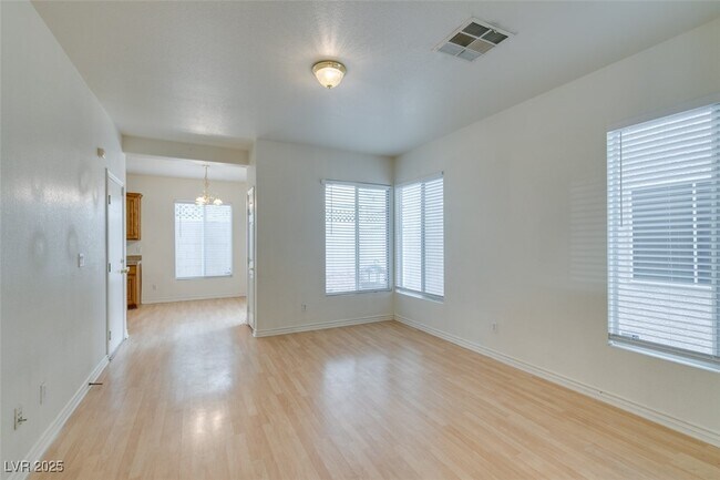 Building Photo - 10385 Morning Sorrow St