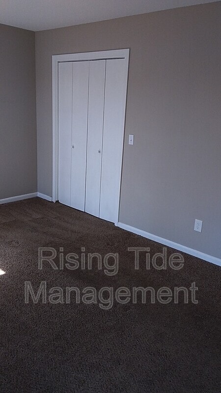 Building Photo - 3211 Churchview Way