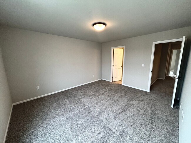 Building Photo - Modern Living Meets Comfort – Brand New 3 Bed, 2.5 Bath Twin Home!
