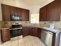 Building Photo - 12344 Sondra Cove Trail N