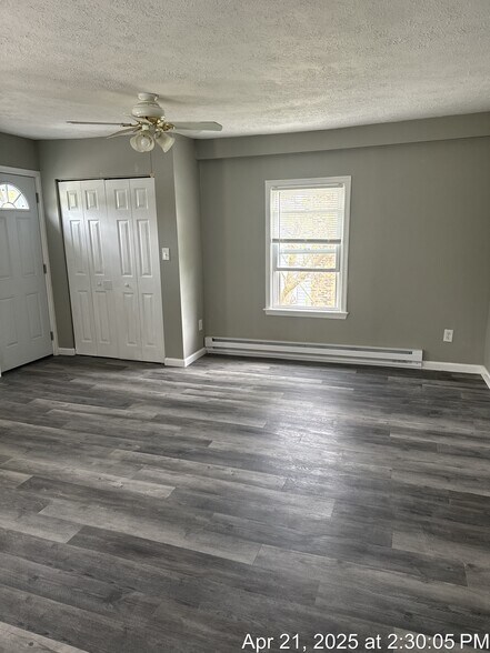 Building Photo - 463 Carvel Beach Rd