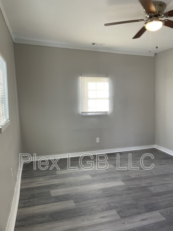 Building Photo - 120 Burr St