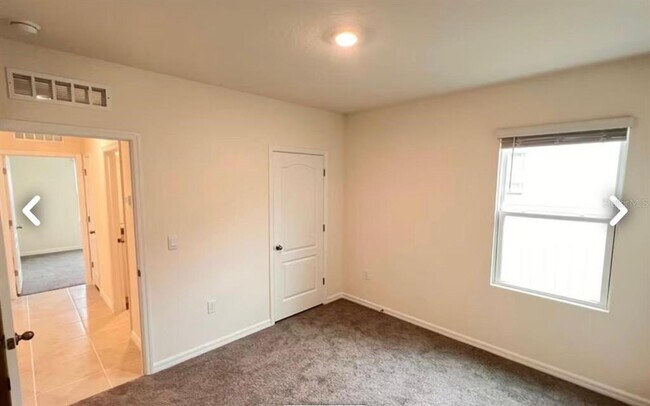 Building Photo - 2073 Doe Run Dr