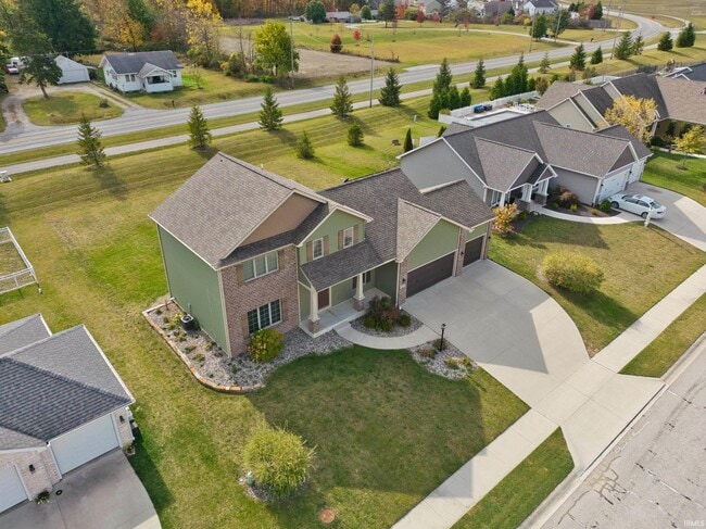 Building Photo - 625 Perolla Dr