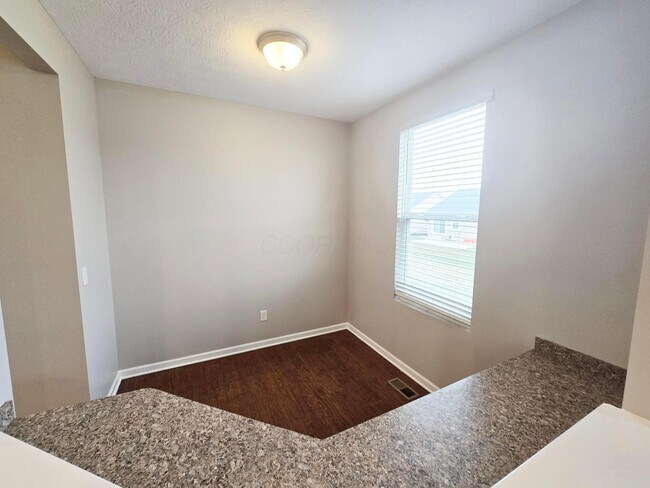 Building Photo - 2132 Canter St